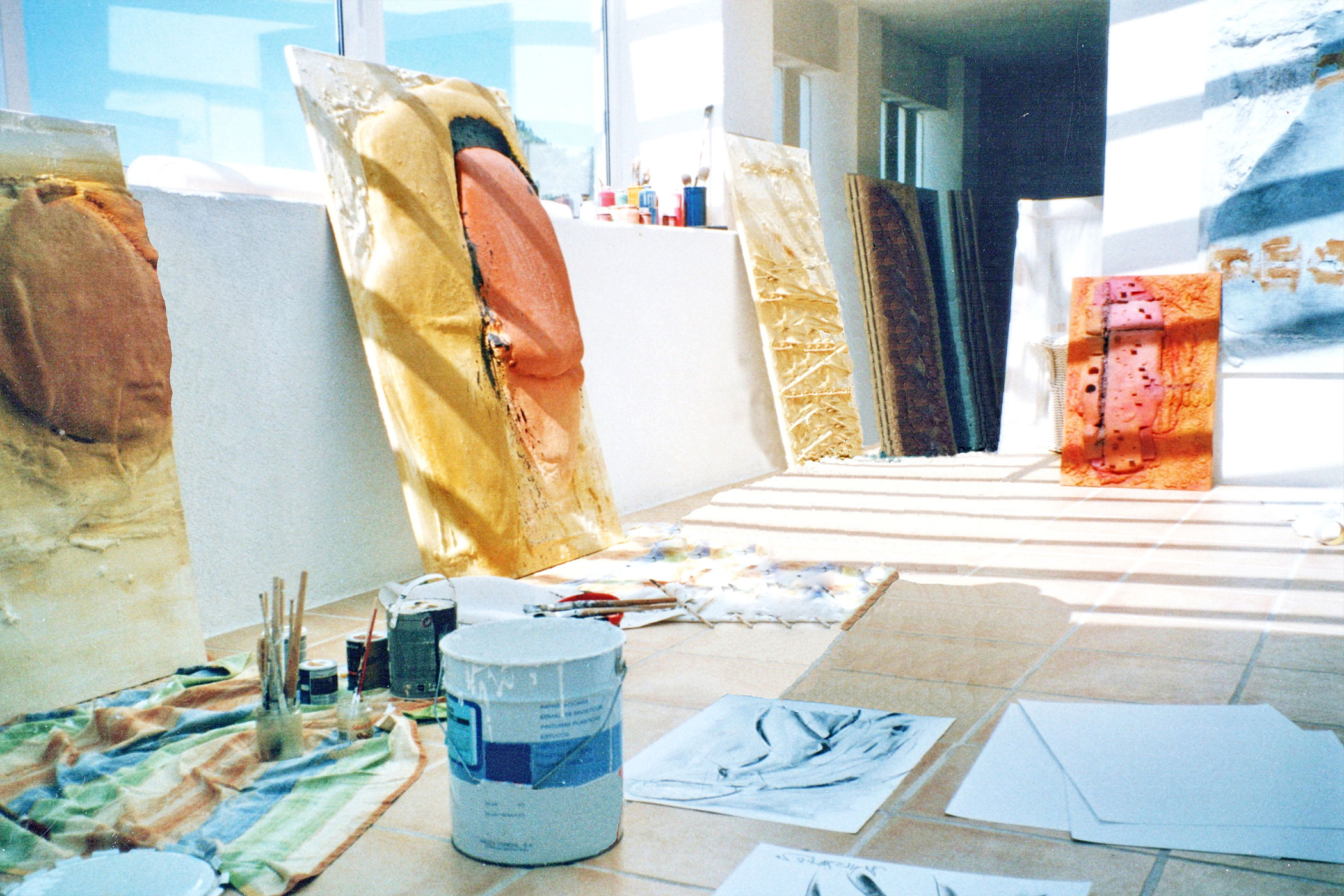 STUDIO
